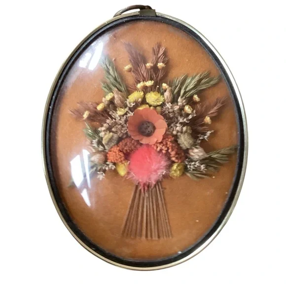 Vintage Oval Dried Flower Convex Wall Art Belgium - Picture 1 of 7